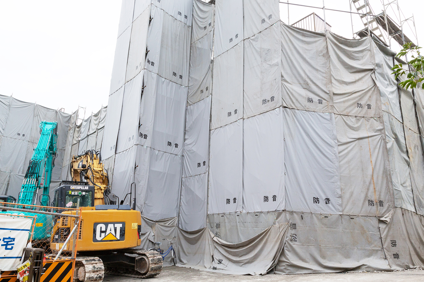 騒音・防塵対策